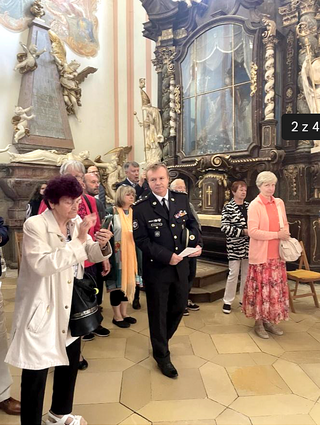 Dalimil Sypták se připojil k slavnostní bohoslužbě v Teplé u příležitosti svátku blahoslaveného Hroznaty, patrona politických vězňů a plzeňské diecéze v červenci 2025.